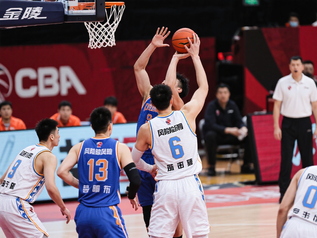 李炎哲争抢篮板遭吹犯规,6犯离场遗憾退赛 合理的战术安排凸显团队价值
个人犯规数